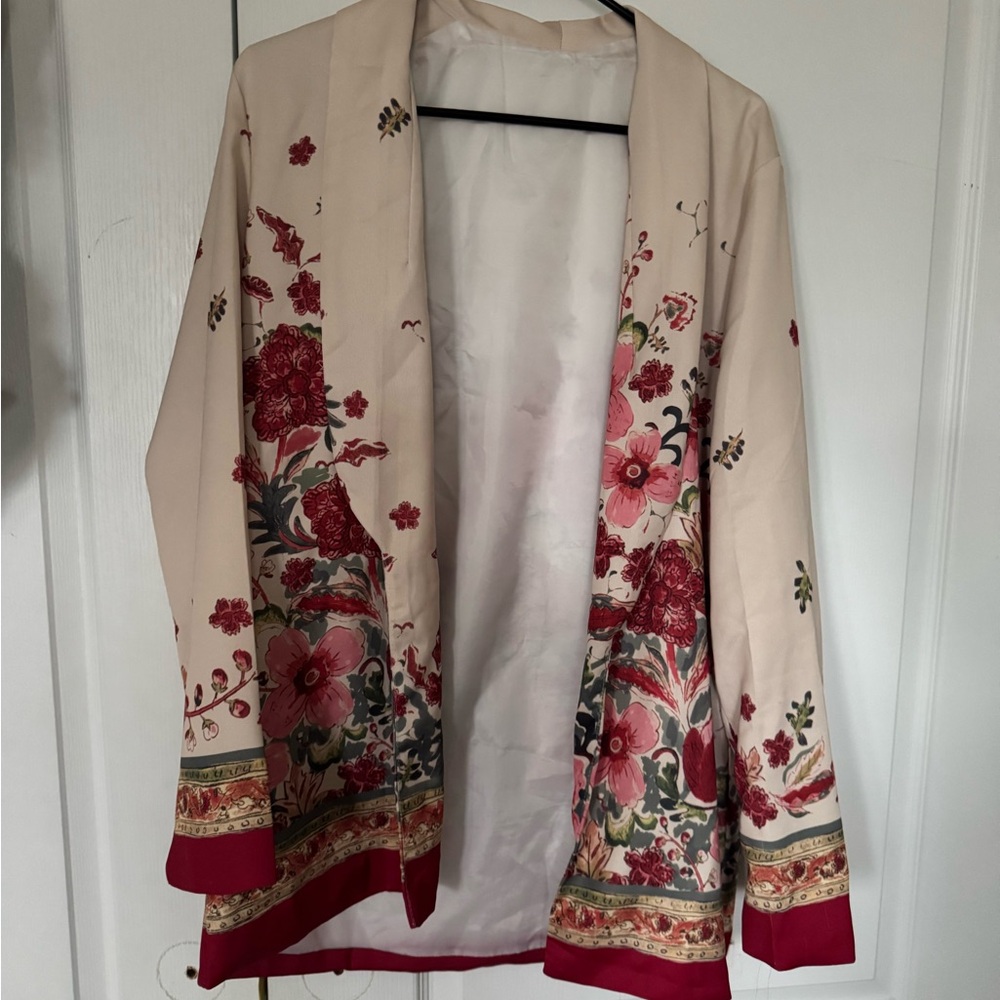 Winter clearout ❄️ Floral Beige and Red Women's Jacket